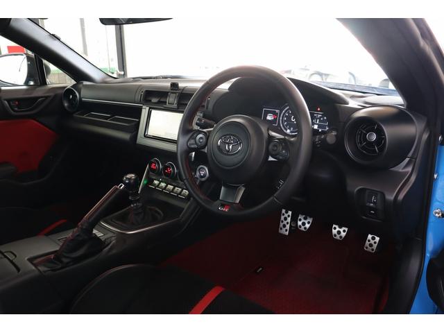 GR86 RZ 6速MT ワンオーナー 禁煙車 アイサイトコアテクノリジー brembo赤キャリパー 衝突軽減ブレーキ レーダークルーズ LDA クリソナ リアフォグランプ 専用ハーフレザーシート シートヒーター(22枚目)