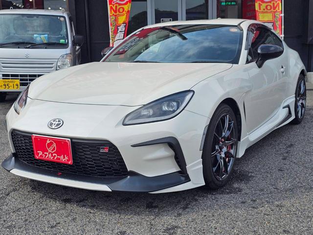 ＧＲ８６ ＳＺ　ワンオーナー　禁煙車　ＧＲフルエアロ　ＧＲマフラー　ＴＲＤパフォーマンスダンパー　ウェッズスポーツ１８インチホイール　ＤＯＰナビ　バックカメラ　ワンセグテレビ　ミラー型ドライブレコーダー前後（7枚目）