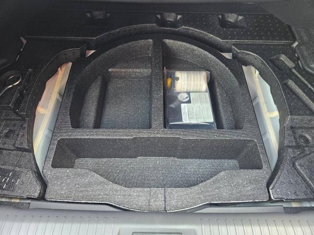 ＧＲ８６ ＳＺ　ワンオーナー　禁煙車　ＧＲフルエアロ　ＧＲマフラー　ＴＲＤパフォーマンスダンパー　ウェッズスポーツ１８インチホイール　ＤＯＰナビ　バックカメラ　ワンセグテレビ　ミラー型ドライブレコーダー前後（33枚目）