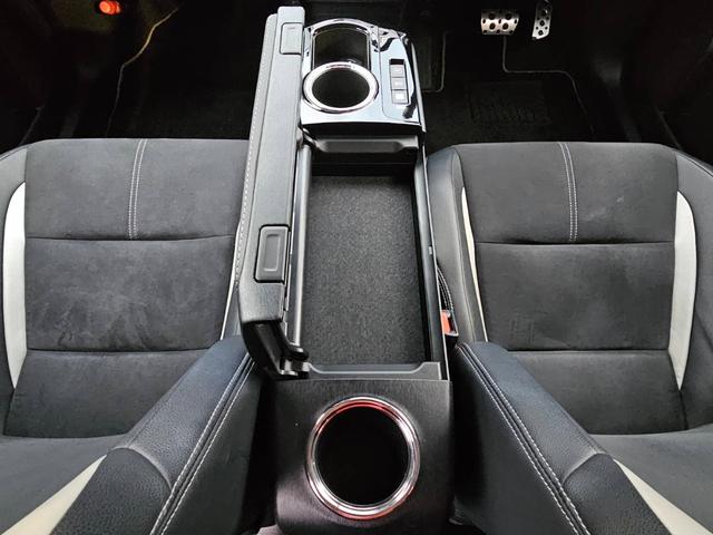 プリウスアルファ Ｓツーリングセレクション・ＧＲスポーツ　ワンオーナー　禁煙車　純正ナビ　バックカメラ　フルセグテレビ　ＬＥＤヘッドライト　ハーフレザーシート　ビルトインＥＴＣ　オプション１８インチホイール　ドライブレコーダー（27枚目）
