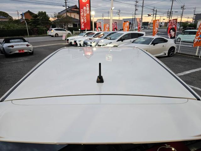 プリウスアルファ Ｓツーリングセレクション・ＧＲスポーツ　ワンオーナー　禁煙車　純正ナビ　バックカメラ　フルセグテレビ　ＬＥＤヘッドライト　ハーフレザーシート　ビルトインＥＴＣ　オプション１８インチホイール　ドライブレコーダー（43枚目）