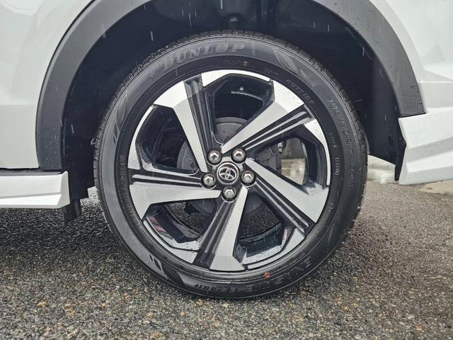 ライズ Ｚ　ワンオーナー　禁煙車　純正エアロ　大型リアスポイラー　純正９型ディスプレイオーディオ　全方位カメラ　シートヒーター　レーダークルーズコントロール　ミラー型ドライブレコーダー前後　レーダークルーズ（56枚目）