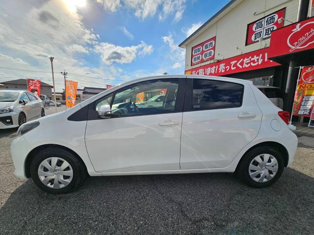 ヴィッツ F 禁煙車 DOPナビ ワンセグテレビ ETC ドライブレコーダー キーレス アイドリングストップ(8枚目)