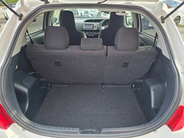 ヴィッツ F 禁煙車 DOPナビ ワンセグテレビ ETC ドライブレコーダー キーレス アイドリングストップ(17枚目)