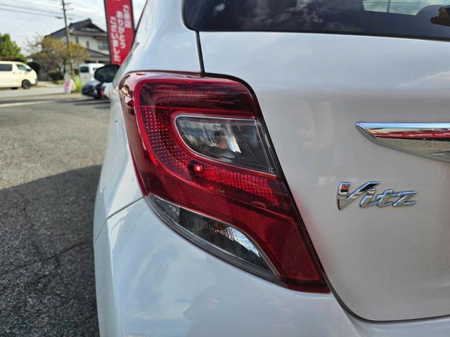 ヴィッツ F 禁煙車 DOPナビ ワンセグテレビ ETC ドライブレコーダー キーレス アイドリングストップ(36枚目)