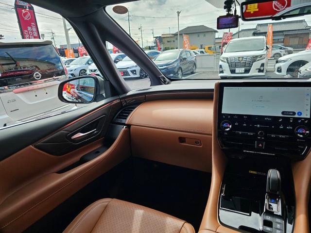 ヴェルファイアハイブリッド エグゼクティブラウンジ　１４型メーカーナビ　ＪＢＬ　１４型フリップダウンモニター　茶革シート　トヨタチームメイト　左右独立ムーンルーフ　デジタルインナーミラー　スペアタイヤ　スペアタイヤ　ドライブレコーダー前後　パワーシート（36枚目）
