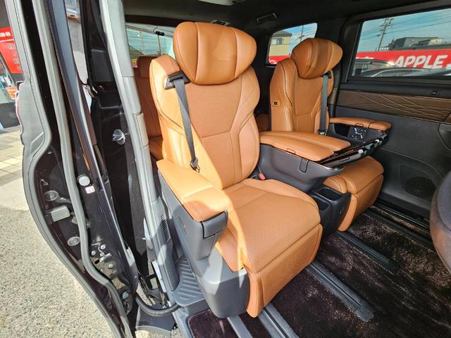 ヴェルファイアハイブリッド エグゼクティブラウンジ　１４型メーカーナビ　ＪＢＬ　１４型フリップダウンモニター　茶革シート　トヨタチームメイト　左右独立ムーンルーフ　デジタルインナーミラー　スペアタイヤ　スペアタイヤ　ドライブレコーダー前後　パワーシート（39枚目）