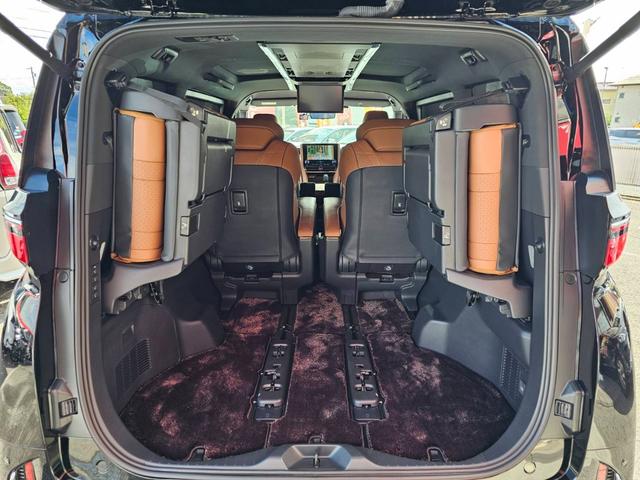 ヴェルファイアハイブリッド エグゼクティブラウンジ　１４型メーカーナビ　ＪＢＬ　１４型フリップダウンモニター　茶革シート　トヨタチームメイト　左右独立ムーンルーフ　デジタルインナーミラー　スペアタイヤ　スペアタイヤ　ドライブレコーダー前後　パワーシート（43枚目）
