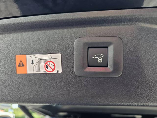 ヴェルファイアハイブリッド エグゼクティブラウンジ　１４型メーカーナビ　ＪＢＬ　１４型フリップダウンモニター　茶革シート　トヨタチームメイト　左右独立ムーンルーフ　デジタルインナーミラー　スペアタイヤ　スペアタイヤ　ドライブレコーダー前後　パワーシート（45枚目）