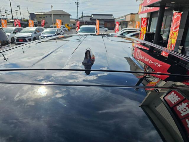 ヴェルファイアハイブリッド エグゼクティブラウンジ　１４型メーカーナビ　ＪＢＬ　１４型フリップダウンモニター　茶革シート　トヨタチームメイト　左右独立ムーンルーフ　デジタルインナーミラー　スペアタイヤ　スペアタイヤ　ドライブレコーダー前後　パワーシート（52枚目）