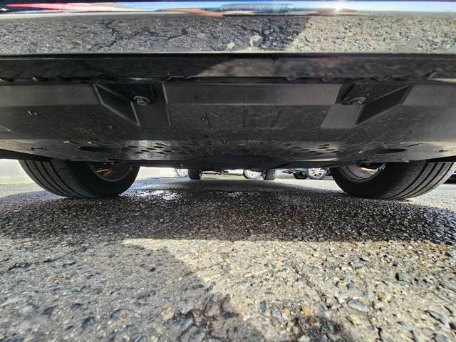 ヴェルファイアハイブリッド エグゼクティブラウンジ　１４型メーカーナビ　ＪＢＬ　１４型フリップダウンモニター　茶革シート　トヨタチームメイト　左右独立ムーンルーフ　デジタルインナーミラー　スペアタイヤ　スペアタイヤ　ドライブレコーダー前後　パワーシート（53枚目）