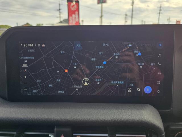 ランドクルーザー２５０ ＶＸ　ワンオーナー　禁煙車　トヨタチームメイト　丸目ヘッドライト　純正ナビ　全方位カメラ　デジタルインナーミラー　ムーンルーフ　ルーフレール　スペアタイヤ　黒革シート　スペアタイヤ　ビルトインＥＴＣ２．０（19枚目）