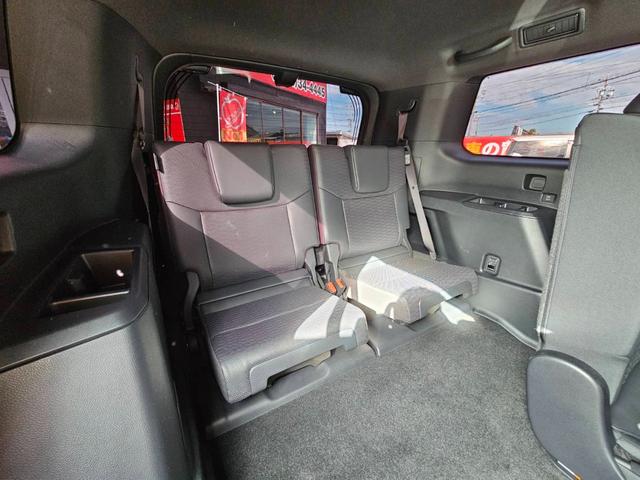 ランドクルーザー２５０ ＶＸ　ワンオーナー　禁煙車　トヨタチームメイト　丸目ヘッドライト　純正ナビ　全方位カメラ　デジタルインナーミラー　ムーンルーフ　ルーフレール　スペアタイヤ　黒革シート　スペアタイヤ　ビルトインＥＴＣ２．０（38枚目）