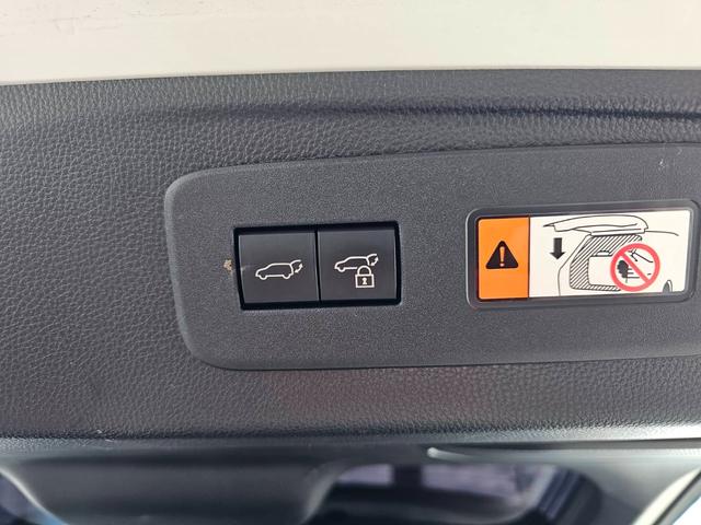 ランドクルーザー２５０ ＶＸ　ワンオーナー　禁煙車　トヨタチームメイト　丸目ヘッドライト　純正ナビ　全方位カメラ　デジタルインナーミラー　ムーンルーフ　ルーフレール　スペアタイヤ　黒革シート　スペアタイヤ　ビルトインＥＴＣ２．０（41枚目）