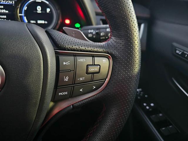 UX UX250h Fスポーツ ワンオーナー 禁煙車 ムーンルーフ 赤レザーシート 全方位カメラ ドラレコ前後 置くだけ充電 メーカーナビ フルセグテレビ パワーシート シートヒーター ステアリングヒーター パワーバックドア(32枚目)