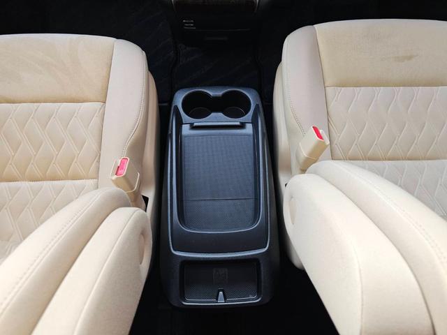 アルファード 2.5X ワンオーナー 禁煙車 ムーンルーフ 両側パワースライドドア 純正ナビ バックカメラ フルセグテレビ 純正フリップダウン コーナーセンサー クルーズコントロール ドライブレコーダー ビルトインETC(27枚目)