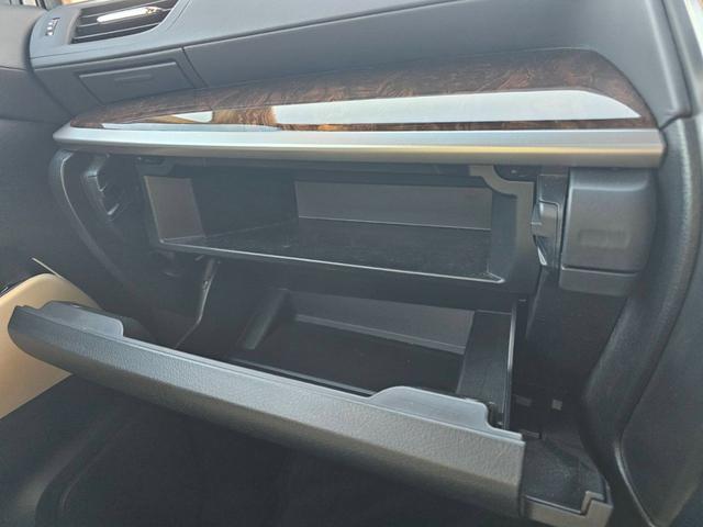 アルファード 2.5X ワンオーナー 禁煙車 ムーンルーフ 両側パワースライドドア 純正ナビ バックカメラ フルセグテレビ 純正フリップダウン コーナーセンサー クルーズコントロール ドライブレコーダー ビルトインETC(33枚目)