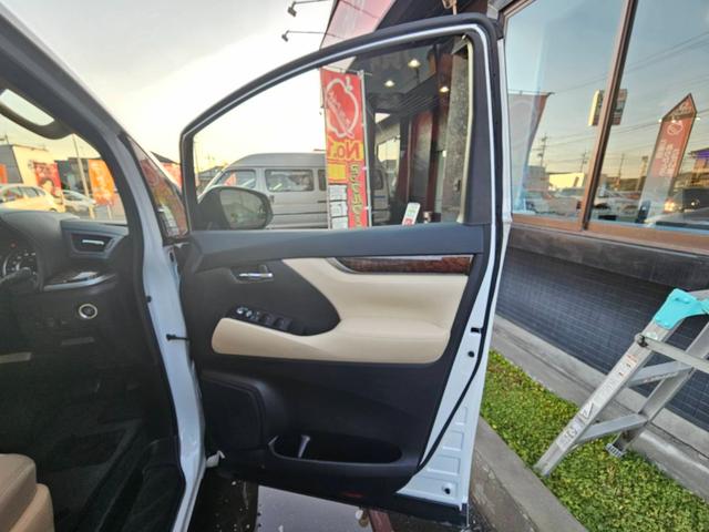 アルファード 2.5X ワンオーナー 禁煙車 ムーンルーフ 両側パワースライドドア 純正ナビ バックカメラ フルセグテレビ 純正フリップダウン コーナーセンサー クルーズコントロール ドライブレコーダー ビルトインETC(59枚目)