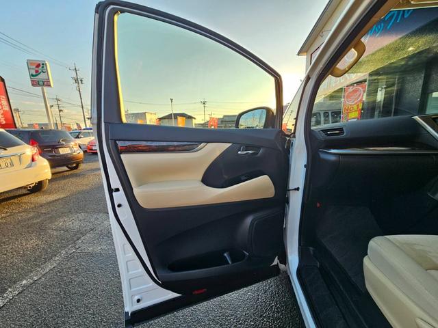 アルファード 2.5X ワンオーナー 禁煙車 ムーンルーフ 両側パワースライドドア 純正ナビ バックカメラ フルセグテレビ 純正フリップダウン コーナーセンサー クルーズコントロール ドライブレコーダー ビルトインETC(60枚目)