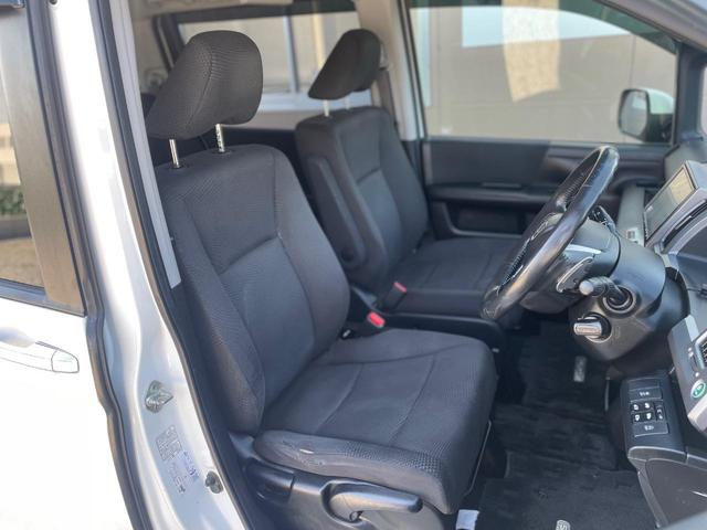 ステップワゴンスパーダ Z 両側パワースライドドア ナビ フルセグTV フリップダウンモニター バックカメラ ETC リアエアコン 8人乗り ステアリングスイッチ キーレスエントリー 助手席エアバッグ スペアキー(22枚目)