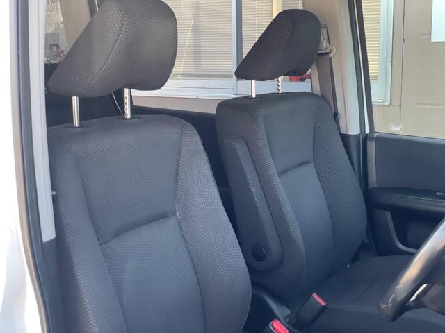 ステップワゴンスパーダ Z 両側パワースライドドア ナビ フルセグTV フリップダウンモニター バックカメラ ETC リアエアコン 8人乗り ステアリングスイッチ キーレスエントリー 助手席エアバッグ スペアキー(23枚目)