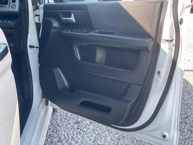 ステップワゴンスパーダ Z 両側パワースライドドア ナビ フルセグTV フリップダウンモニター バックカメラ ETC リアエアコン 8人乗り ステアリングスイッチ キーレスエントリー 助手席エアバッグ スペアキー(24枚目)