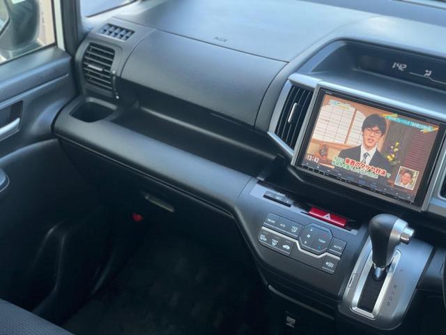 ステップワゴンスパーダ Z 両側パワースライドドア ナビ フルセグTV フリップダウンモニター バックカメラ ETC リアエアコン 8人乗り ステアリングスイッチ キーレスエントリー 助手席エアバッグ スペアキー(32枚目)