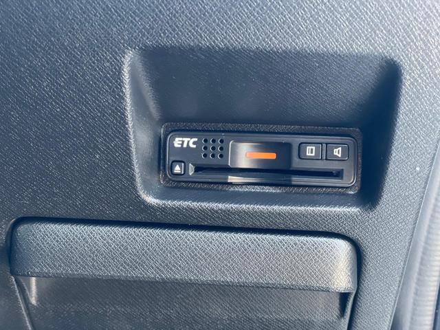 ステップワゴンスパーダ Z 両側パワースライドドア ナビ フルセグTV フリップダウンモニター バックカメラ ETC リアエアコン 8人乗り ステアリングスイッチ キーレスエントリー 助手席エアバッグ スペアキー(35枚目)