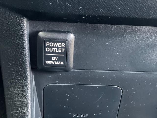 ステップワゴンスパーダ Z 両側パワースライドドア ナビ フルセグTV フリップダウンモニター バックカメラ ETC リアエアコン 8人乗り ステアリングスイッチ キーレスエントリー 助手席エアバッグ スペアキー(41枚目)