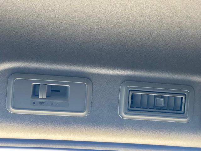 ステップワゴンスパーダ Z 両側パワースライドドア ナビ フルセグTV フリップダウンモニター バックカメラ ETC リアエアコン 8人乗り ステアリングスイッチ キーレスエントリー 助手席エアバッグ スペアキー(44枚目)