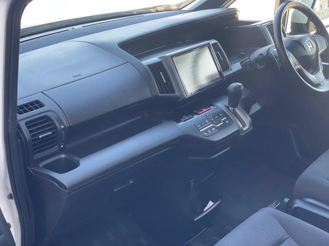 ステップワゴンスパーダ Z 両側パワースライドドア ナビ フルセグTV フリップダウンモニター バックカメラ ETC リアエアコン 8人乗り ステアリングスイッチ キーレスエントリー 助手席エアバッグ スペアキー(46枚目)