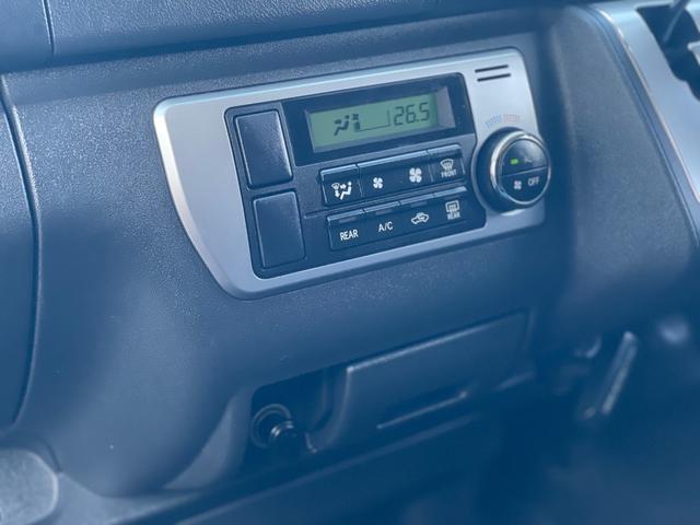 ハイエースバン ロングスーパーＧＬ　タイミングベルト交換　エンジンオイルとエレメント交換　新品バッテリー交換済み　プッシュスタート　キーレスエントリー　リアエアコン　ナビ　フルセグＴＶ　バックカメラ　オートクロージャドア　ＡＣ１００Ｖ（31枚目）