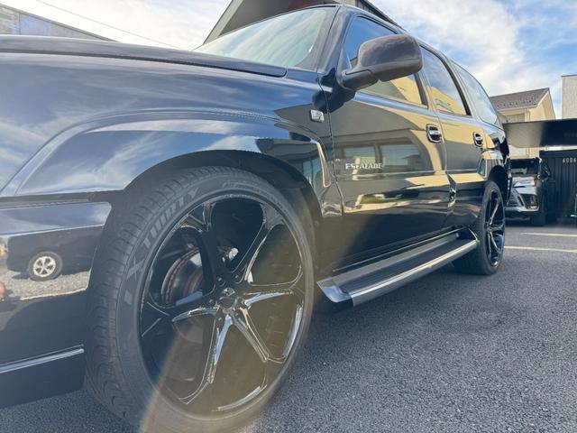 CADILLAC CADILLAC ESCALADE BASEGRADE