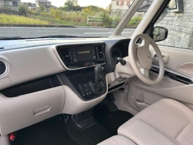 デイズルークス Ｘ　ワンオーナー　ユーザー買取車　両側スライドドア　アイドリングストップ　プッシュスタート　スマートキー　ＥＴＣ　バックカメラ　アラウンドビューモニター　ドライブレコーダー　スペアキー（17枚目）