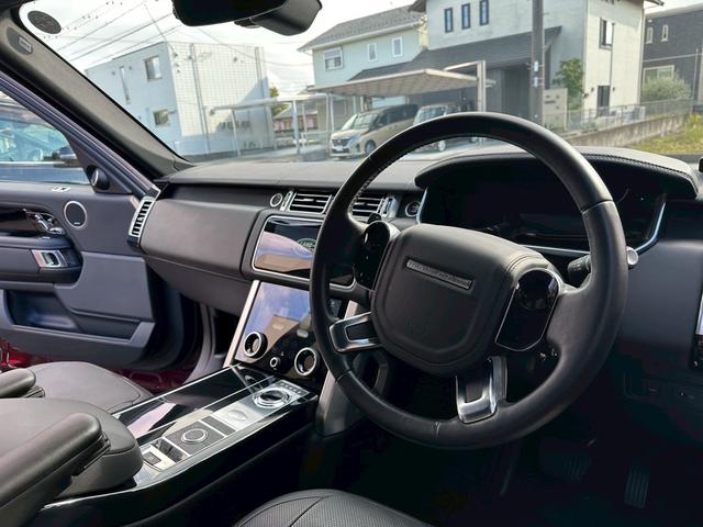 レンジローバー ヴォーグ ディーゼル 4WD 禁煙車 パノラマSR アンビエントライト アームレスト冷蔵庫 左サイドカメラ 純正22インチAW 電動サイドステップ MERIDIANサウンド エアサス LEDヘッド スペアキー(18枚目)