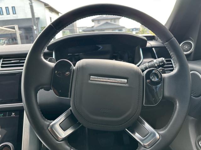 レンジローバー ヴォーグ ディーゼル 4WD 禁煙車 パノラマSR アンビエントライト アームレスト冷蔵庫 左サイドカメラ 純正22インチAW 電動サイドステップ MERIDIANサウンド エアサス LEDヘッド スペアキー(40枚目)