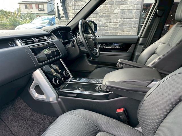 レンジローバー ヴォーグ ディーゼル 4WD 禁煙車 パノラマSR アンビエントライト アームレスト冷蔵庫 左サイドカメラ 純正22インチAW 電動サイドステップ MERIDIANサウンド エアサス LEDヘッド スペアキー(46枚目)