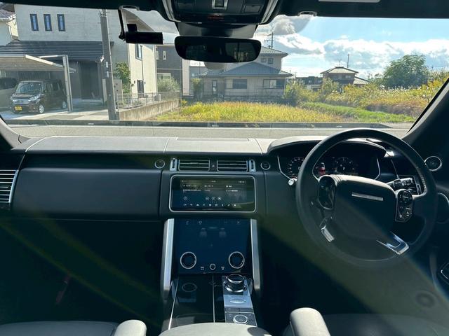 レンジローバー ヴォーグ ディーゼル 4WD 禁煙車 パノラマSR アンビエントライト アームレスト冷蔵庫 左サイドカメラ 純正22インチAW 電動サイドステップ MERIDIANサウンド エアサス LEDヘッド スペアキー(55枚目)