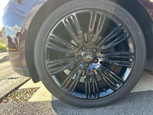 レンジローバー ヴォーグ ディーゼル 4WD 禁煙車 パノラマSR アンビエントライト アームレスト冷蔵庫 左サイドカメラ 純正22インチAW 電動サイドステップ MERIDIANサウンド エアサス LEDヘッド スペアキー(57枚目)