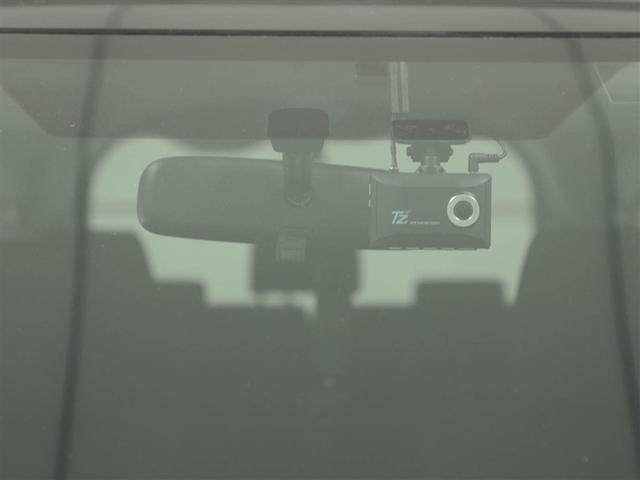 ������̃g���u���̂Ƃ��ɂ����ɗ��h���C�u���R�[�_�[�𑕔����Ă��܂��B���h���C�u���R�[�_�[�ɋL�^�}�́i�r�c�J�[�h���j�͕t�����Ă���܂���B