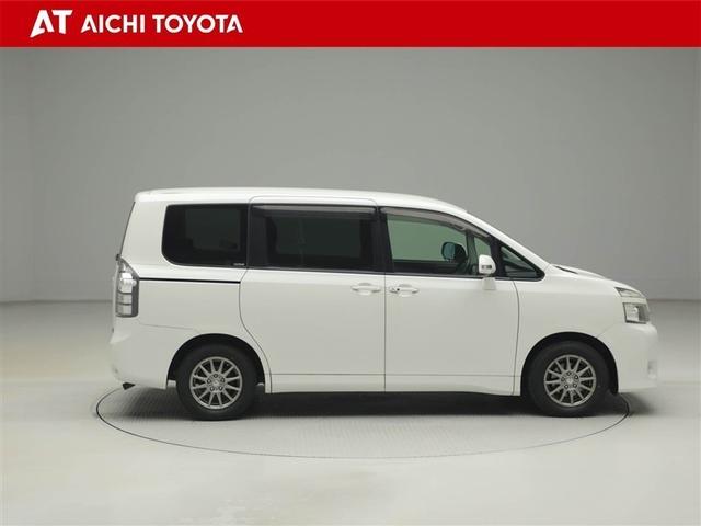 ヴォクシー Ｘ　Ｌエディション　地デジテレビ　ＷＳＲＳ　ＥＴＣ車載器　ナビ・ＴＶ　バックモニタ－　スマートキー　３列シート　リアクーラー　アルミホイール　パワーステアリング　ＡＢＳ　ＤＶＤ　パワーウインドウ　ウォークスルー　１オナ（7枚目）