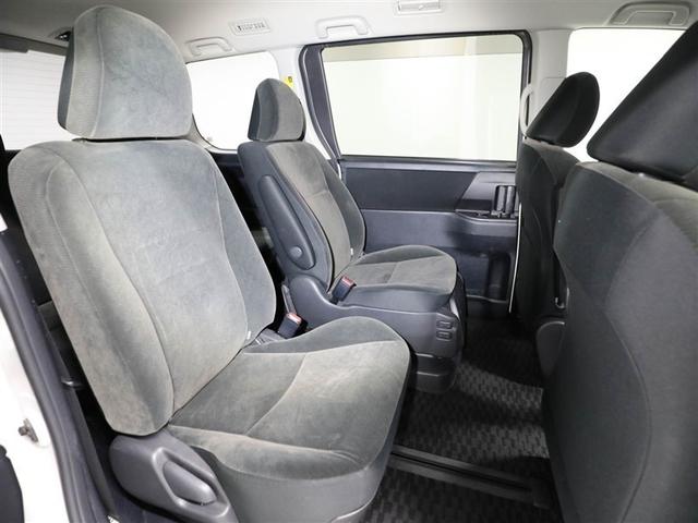 ヴォクシー Ｘ　Ｌエディション　地デジテレビ　ＷＳＲＳ　ＥＴＣ車載器　ナビ・ＴＶ　バックモニタ－　スマートキー　３列シート　リアクーラー　アルミホイール　パワーステアリング　ＡＢＳ　ＤＶＤ　パワーウインドウ　ウォークスルー　１オナ（20枚目）