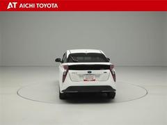 ハイブリッド車を買うならトヨタの『ＴＯＹＯＴＡ認定中古車』！保証は、初度登録年月より起算して１０年間、累計走行距離２０万キロ迄。更に、ロングラン保証が１年付で安心安全です♪ 5