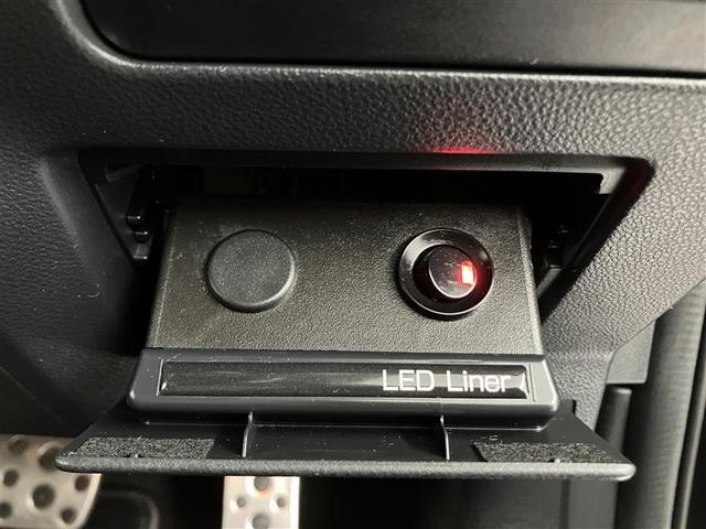 XV 2.0i-S アイサイト ナビTV Bカメラ クルコン ETC車載器 電動パワーシート DVD再生 横滑り防止機能 アルミホイール LEDヘッドランプ メモリーナビ デュアルエアバッグ 4WD キーレスエントリー 盗難防止(32枚目)