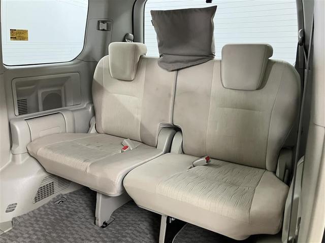 ノア Ｓｉ　レイッシュ　地デジＴＶ　両側電動ドア　パワーステアリング　スマートキー　アルミホイール　メモリナビ　オートエアコン　盗難防止装置　バックカメラ　ウォークスルー　パワーウインドウ　ＡＢＳ　３列シート　キーレス（22枚目）