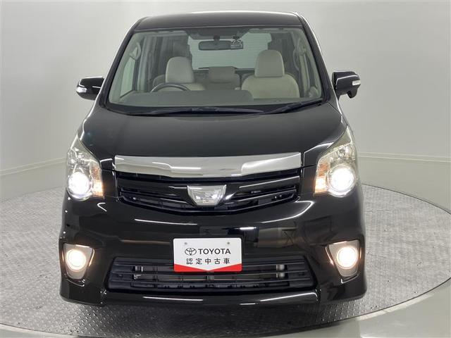 ノア Ｓｉ　レイッシュ　地デジＴＶ　両側電動ドア　パワーステアリング　スマートキー　アルミホイール　メモリナビ　オートエアコン　盗難防止装置　バックカメラ　ウォークスルー　パワーウインドウ　ＡＢＳ　３列シート　キーレス（29枚目）