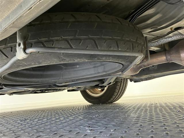 ノア Ｓｉ　レイッシュ　地デジＴＶ　両側電動ドア　パワーステアリング　スマートキー　アルミホイール　メモリナビ　オートエアコン　盗難防止装置　バックカメラ　ウォークスルー　パワーウインドウ　ＡＢＳ　３列シート　キーレス（33枚目）