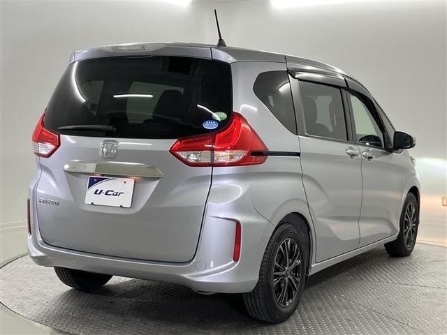 フリード Ｇ　アルミホイール　３列シート　ＬＥＤヘッドライト　パワーウインドウ　地デジ　Ｒカメラ　イモビ　ＶＳＡ　エアコン　エアバッグ　スマートキー　ＥＣＯＮモード　キーフリ　ＥＴＣ　ダブルエアバック　ＡＢＳ（8枚目）