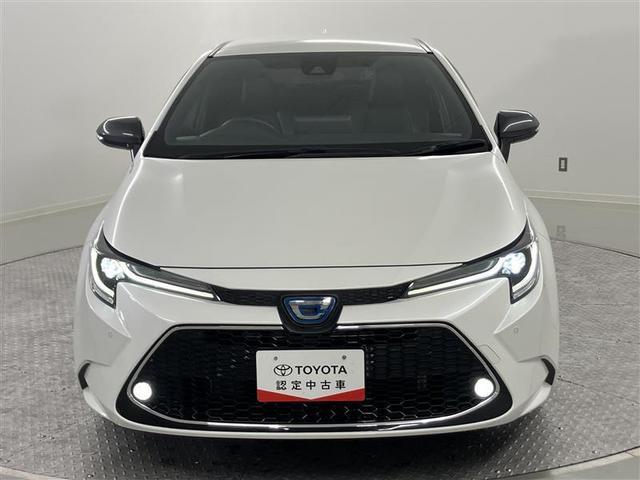 カローラツーリング ハイブリッド　ダブルバイビー　追突軽減ブレーキ　バックモニタ　地デジフルセグ　横滑防止　ナビＴＶ　スマキー　ＬＥＤライト　デュアルエアバッグ　エアコン　オートクルーズ　サイドエアバッグ　ＥＴＣ付　ＰＳ　キーフリー　ＡＢＳ　ワンオナ（5枚目）