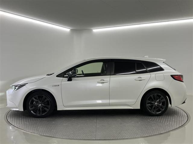 カローラツーリング ハイブリッド　ダブルバイビー　追突軽減ブレーキ　バックモニタ　地デジフルセグ　横滑防止　ナビＴＶ　スマキー　ＬＥＤライト　デュアルエアバッグ　エアコン　オートクルーズ　サイドエアバッグ　ＥＴＣ付　ＰＳ　キーフリー　ＡＢＳ　ワンオナ（6枚目）